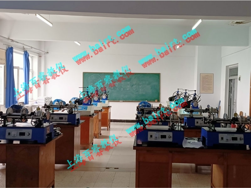 祝賀哈爾濱遠(yuǎn)東理工學(xué)院機(jī)械原理實驗室、機(jī)械制造實驗室和液壓實驗室順利通過驗收！